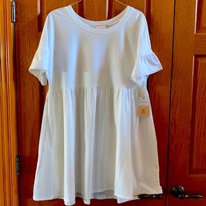 Jillian Harris X Jardines Domain dress. White. Size M. Very oversized.  New.